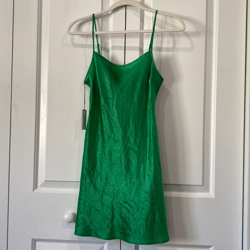 Aritzia Babaton ROMERO DRESS !!!💚